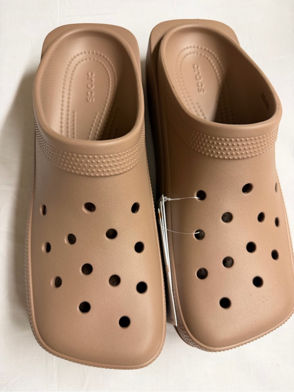 Crocs Classic Clog - Tan
